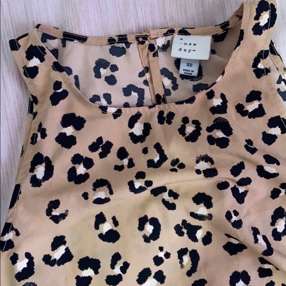 Cheetah top - Picture 2 of 4